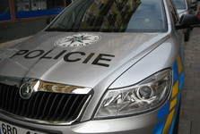 Policisté rozprášili zlodějský gang, který na Vyškovsku vykrádal stavební kontejnery